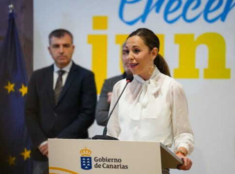 El Gobierno de Canarias se opone a la subida de tasas del 4,09% que pide Aena y que se aplicará en marzo