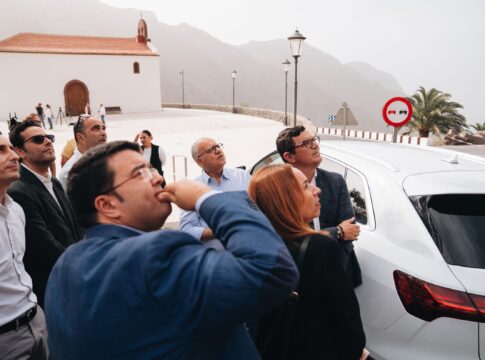 Gobierno de Canarias y Cabildo de La Gomera avanzan en la inversión de cerca de 100 millones de euros para la mejora de la red viaria de la Isla
