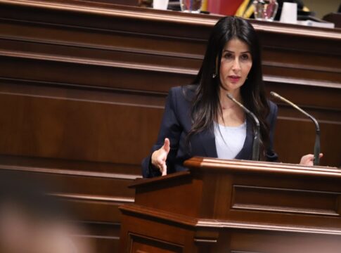 ASG previene a Educación sobre el impacto de limitar el uso del móvil a los adolescentes canarios
