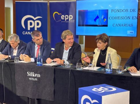 Gabriel Mato y Manuel Domínguez alertan de que Canarias ha dejado de utilizar 600 millones de euros procedentes de los fondos de cohesión