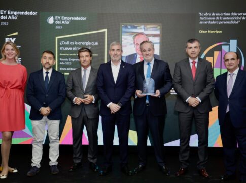 Demetrio Carceller Arce, presidente de Disa Corporación, ganador del XXVII Premio Emprendedor del Año de EY en las Islas Canarias