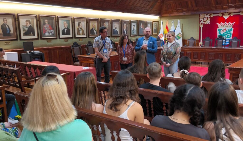Puerto de la Cruz recibe a delegaciones de Lituania y Portugal dentro del programa Erasmus+ promovido por el IES Agustín de Betancourt