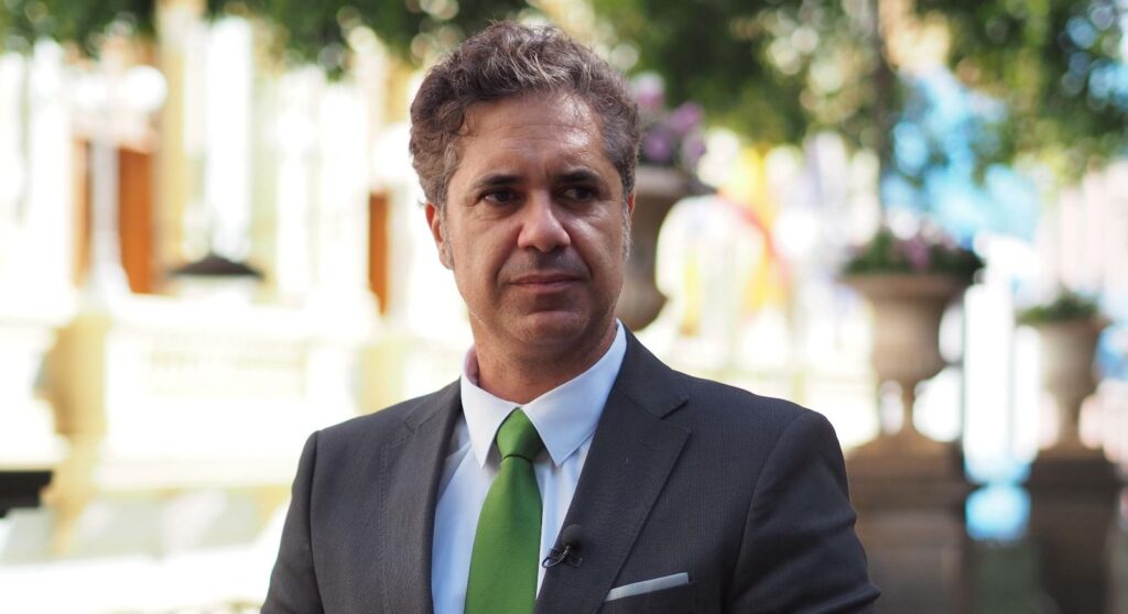 ASG se interesa por los avances en cobertura social y sanitaria de los canarios en Venezuela