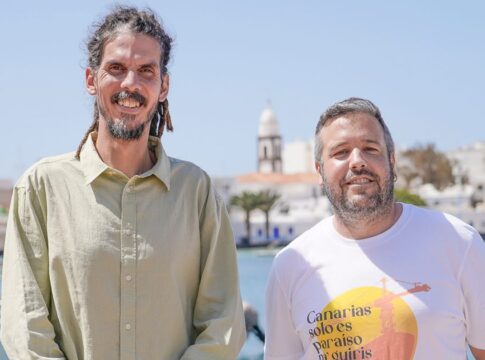 Rafa Jiménez: “prohibir a los migrantes el uso de la guagua diluye la responsabilidad de las instituciones sobre el problema”