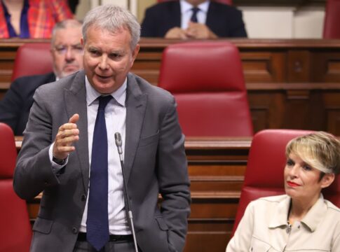Franquis denuncia el discurso del “gran engaño electoral” de Clavijo sobre la reducción del IGIC