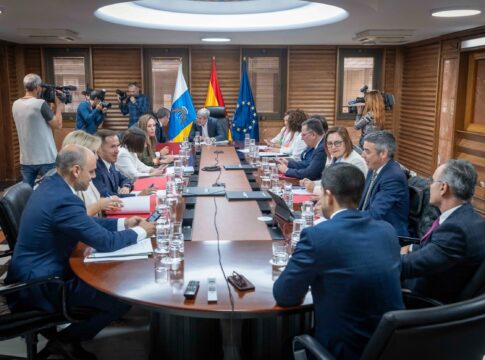 El Gobierno aprueba el decreto ley en materia de vivienda protegida para La Palma