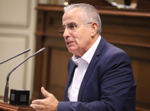 Mario Cabrera pide las mismas medidas para los productos que entren a competir con el sector primario canario