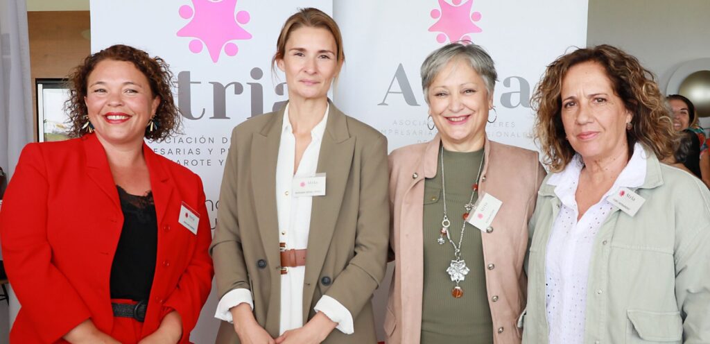 La Asociación de mujeres profesionales e independientes de Lanzarote, ATRIA, renueva su Junta Directiva e incorpora nuevas asociadas.