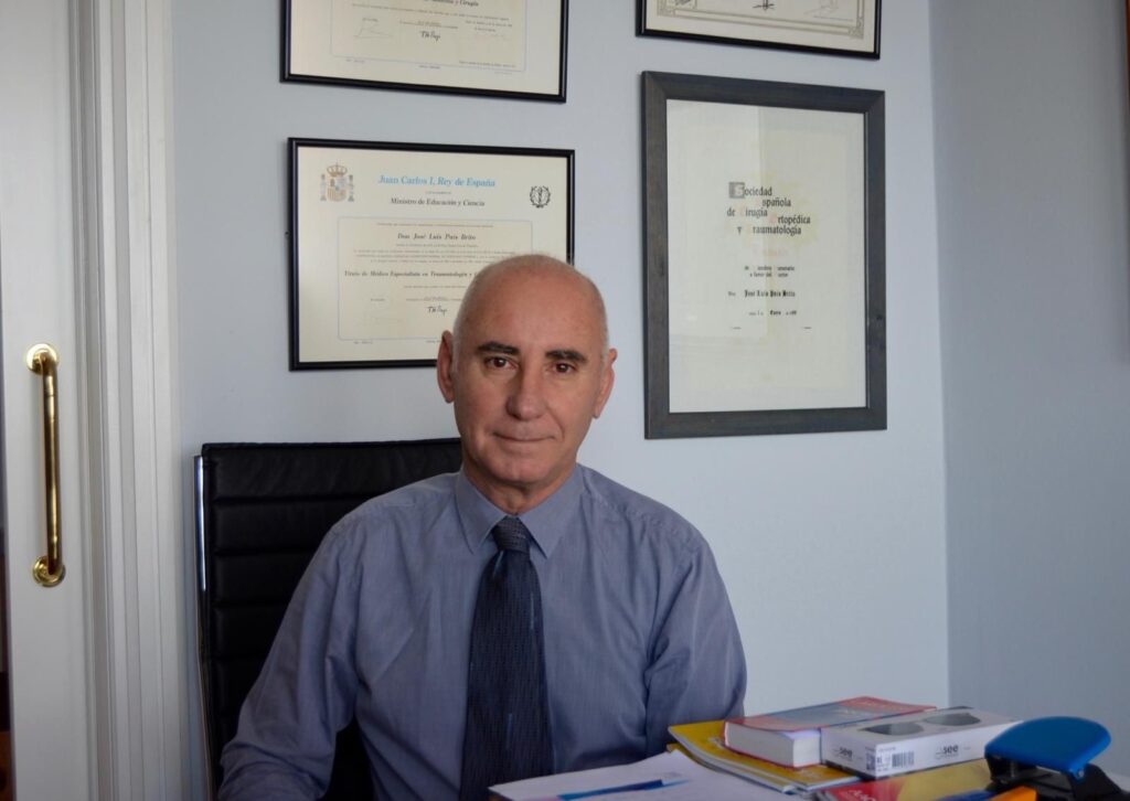 José Luis Pais: "No hay médicos que tengan interés en ser profesores"