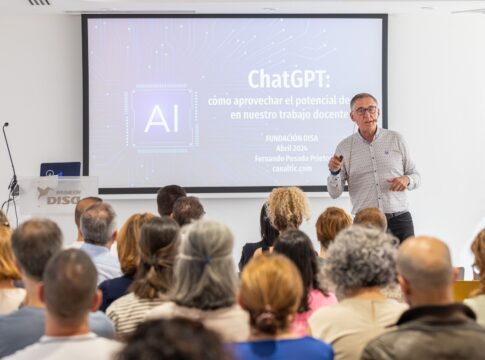 154 docentes acuden a los talleres sobre ChatGPT de Fundación DISA