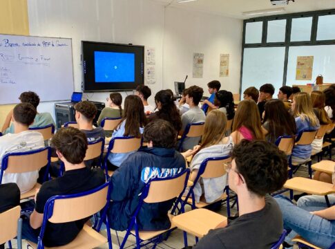 Alumnos de la ESO de Lanzarote se sumergen en el mundo REF para comprender su importancia para Canarias