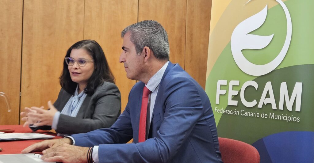 La FECAM y la Consejería de Economía inician líneas de colaboración conjunta