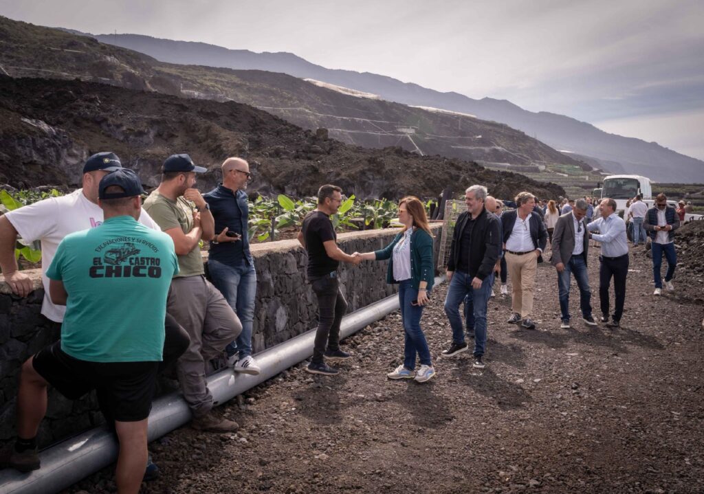 Clavijo anuncia 10 millones de euros para compensar la pérdida de renta de los agricultores palmeros