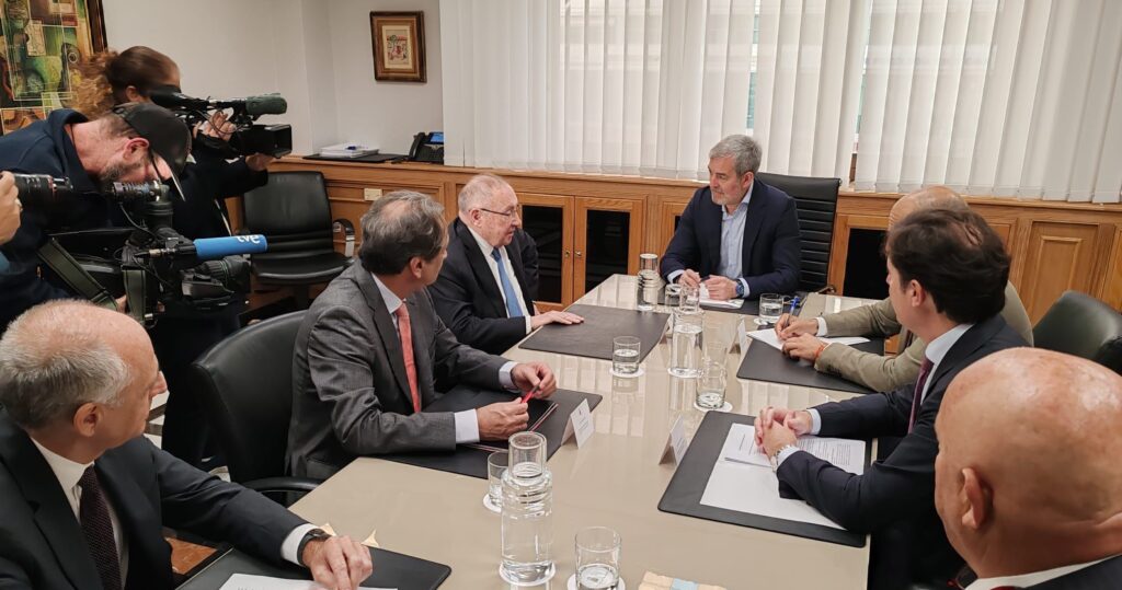 La Cámara de Comercio de España presenta al Gobierno de Canarias el proyecto de la Asociación Iberoafricana de Cámaras de Comercio