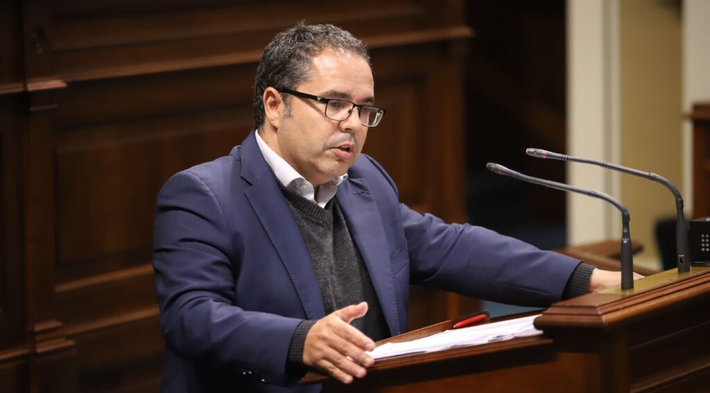 El PSOE reclama al Gobierno canario que convoque a los agentes sociales para que suban los salarios según el acuerdo estatal de negociación colectiva