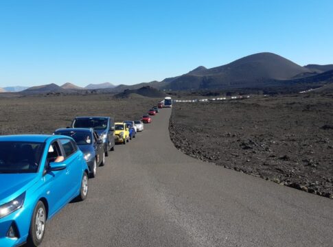 La ACBC propone al presidente del Cabildo de Lanzarote dos soluciones inmediatas a la masificación en Timanfaya