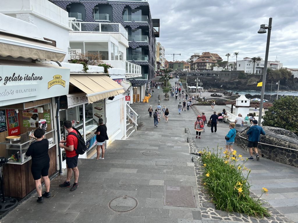 La Cámara de Comercio advierte que la turismofobia puede tener “graves” consecuencias para la economía y el empleo de las islas