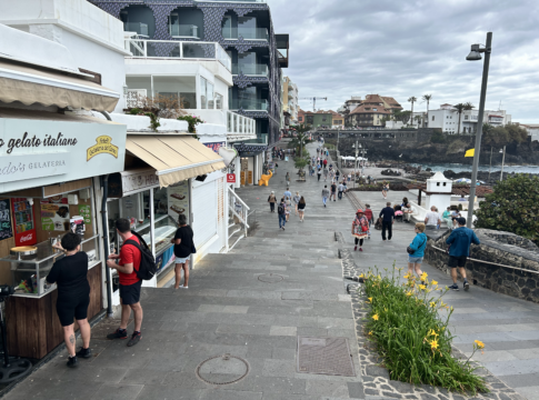 La Cámara de Comercio advierte que la turismofobia puede tener “graves” consecuencias para la economía y el empleo de las islas