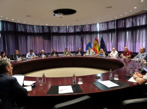 El Observatorio Industrial se fija como objetivo el impulso de la formación para que las empresas del sector crezcan