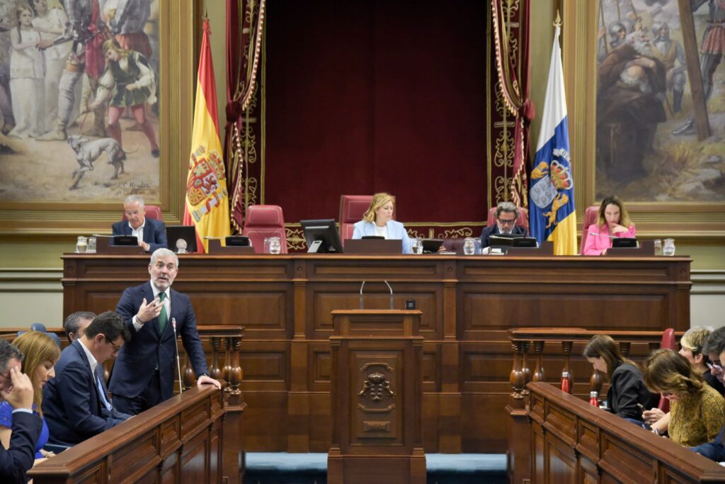 Fernando Clavijo mantiene la vía del diálogo “para conseguir, entre todos, la Canarias que queremos”