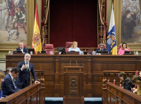 Fernando Clavijo mantiene la vía del diálogo “para conseguir, entre todos, la Canarias que queremos”