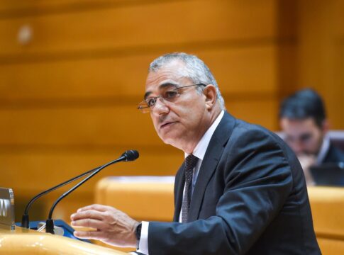 Javier Armas pide iniciar con urgencia la derivación de menores no acompañados desde Canarias