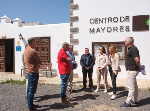 El Cabildo instala módulos fotovoltaicos en el Centro de Mayores de Antigua