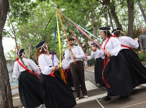 Tacoronte celebra el Día de Canarias con el I Encuentro de Danzas tradicionales del municipio