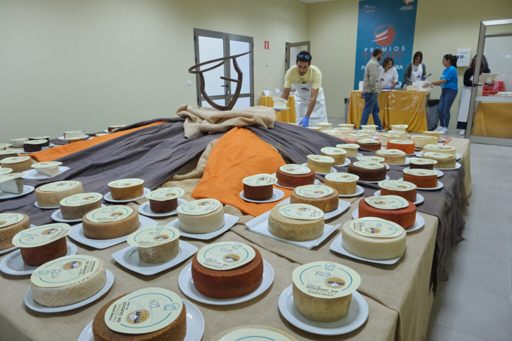 El semicurado Filo del Cuchillo de Lanzarote elegido mejor queso de leche de cabra de Canarias en los Premios Tabefe