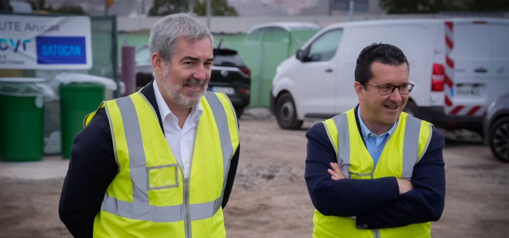 Fernando Clavijo y Pablo Rodríguez supervisan las obras de la circunvalación de Arucas