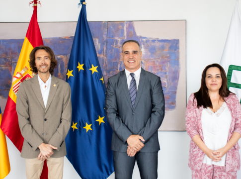 El comisionado del REF visita el campus de la Universidad Fernando Pessoa en Santa María de Guía