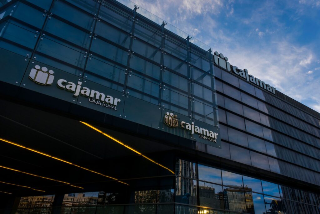 Grupo Cajamar gana 86,7 millones de euros en los tres primeros meses del año