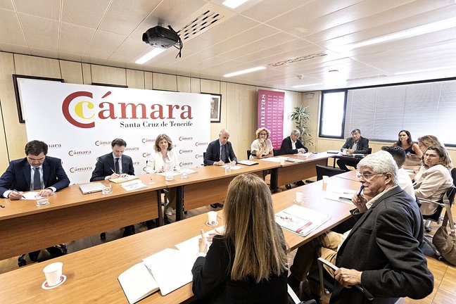El déficit formativo y la falta de personal, principales retos para el mercado laboral en las Islas