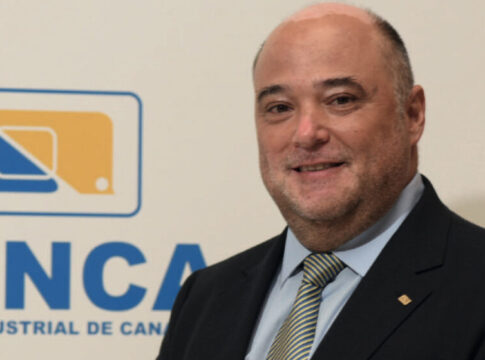 Jorge Escuder: “Es vital que toda la Sociedad se comprometa con el consumo y apoyo a los Productos Elaborados en Canarias”