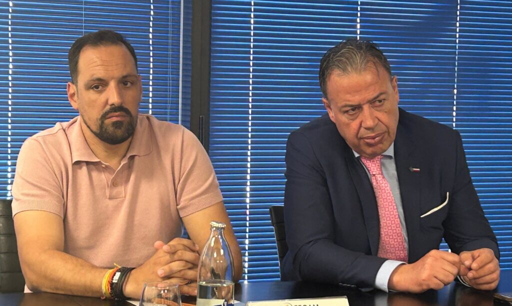 La Consejería analiza técnicamente el decreto ley de vivienda junto a la FECAM en La Palma