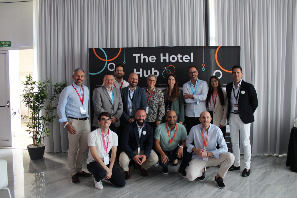 The Hotel Hub reúne a 14 expertos para reflexionar sobre los retos del turismo canario