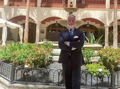 Enrique Tiscar:  “En mayo de 2026 inauguraremos un nuevo hotel emblemático en Corralejo”
