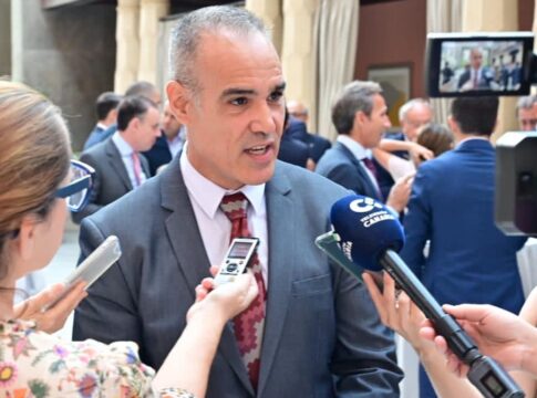 El comisionado elogia que se fomente un “debate enriquecedor” sobre el REF de Canarias en una nueva comisión parlamentaria