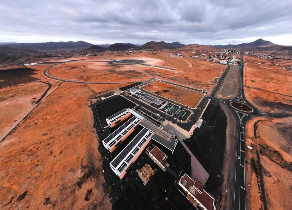 El Cabildo de Fuerteventura continúa impulsando el desarrollo aeronáutico y aeroespacial