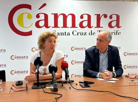 La confianza empresarial cae un 2,5% en el tercer trimestre y adelanta una moderación en el ritmo de crecimiento de la economía canaria