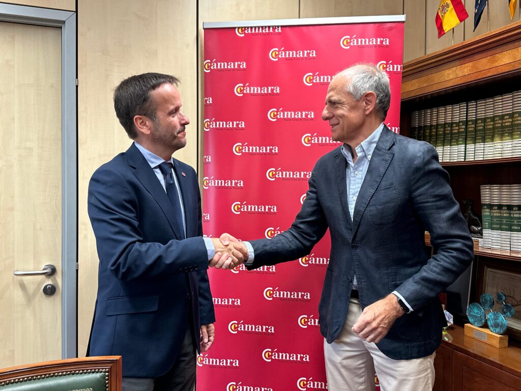 La Cámara firma un convenio con el Colegio de Ingenieros de Caminos para evaluar el estado actual de las grandes infraestructuras de Tenerife