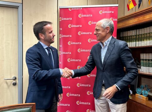 La Cámara firma un convenio con el Colegio de Ingenieros de Caminos para evaluar el estado actual de las grandes infraestructuras de Tenerife