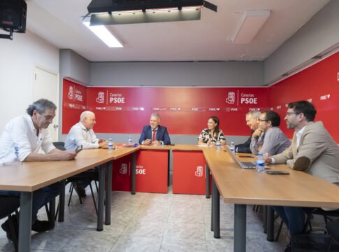 Torres reclama al Gobierno de CC y PP a dar respuesta al desequilibrio social que sufre Canarias