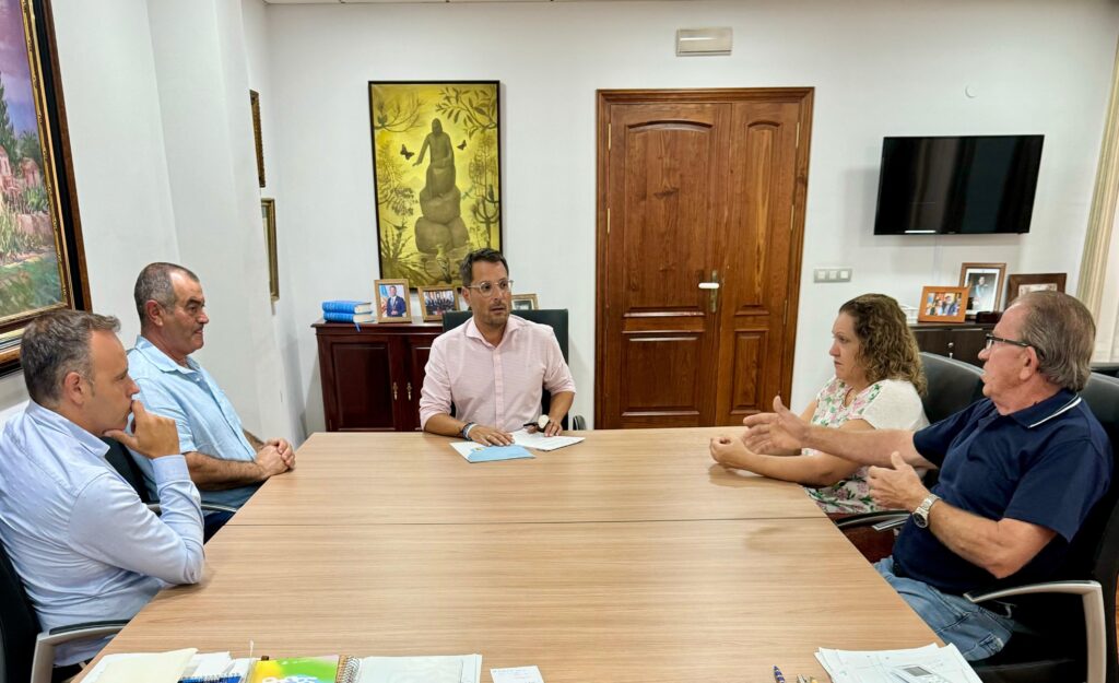 Los Realejos reafirma su compromiso con el sector local del cereal con su subvención anual de 5.000 euros a ACETE
