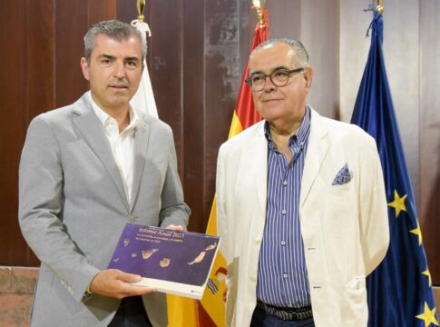 Manuel Domínguez resalta la FP Dual como una de las principales vías para el desarrollo de la economía canaria