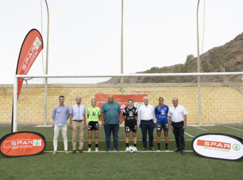 SPAR renueva su patrocinio al equipo femenino de fútbol  CD Femarguín  SPAR Gran Canaria CANARIA