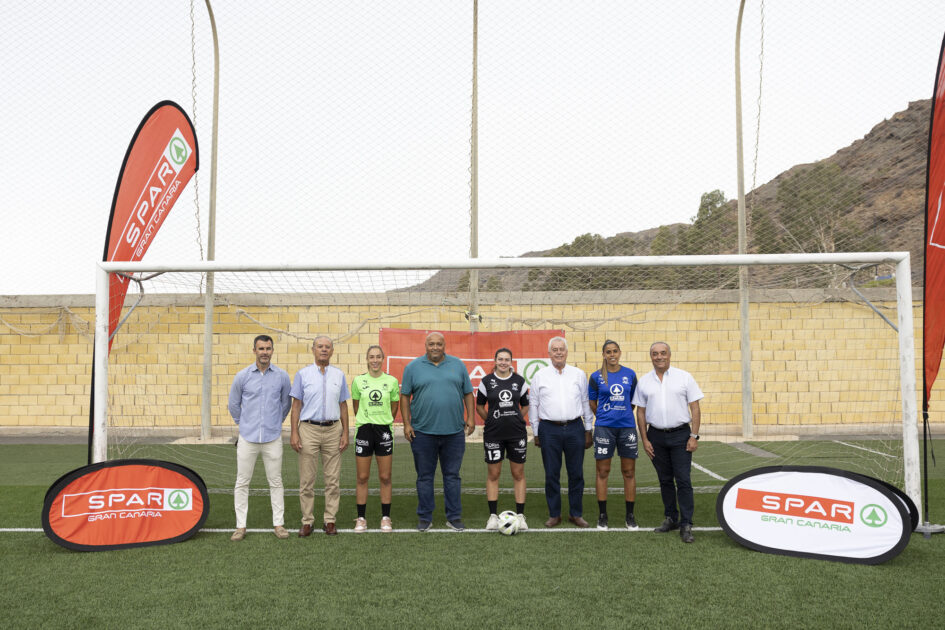 SPAR renueva su patrocinio al equipo femenino de fútbol  CD Femarguín  SPAR Gran Canaria CANARIA