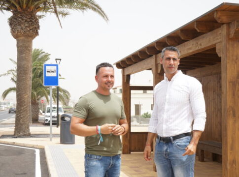 La Oliva finaliza la primera fase de reforma de la Avenida Tababaire