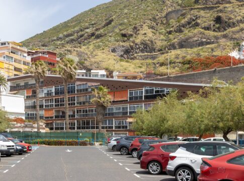 Urbanismo se compromete a recuperar el edificio de la antigua rotonda de Mesa del Mar