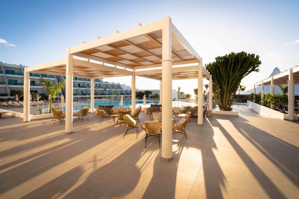 Radisson Blu Resort se posiciona como el mejor refugio para adultos en Lanzarote